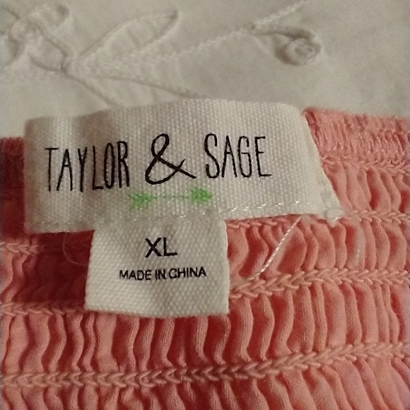 Tank Top XL Bundle - Picture 3 of 7